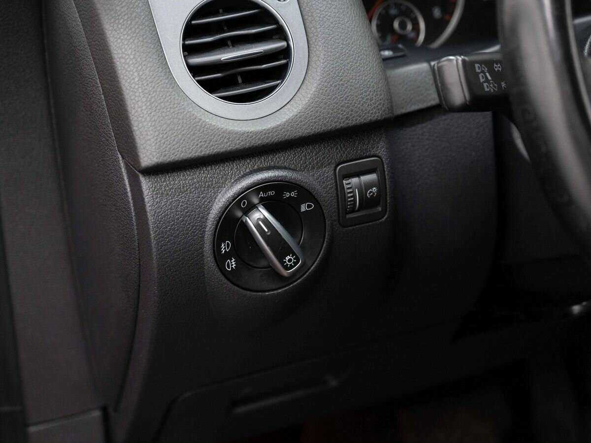 Купить Volkswagen Tiguan, 2012, 178 000 км, фото №16