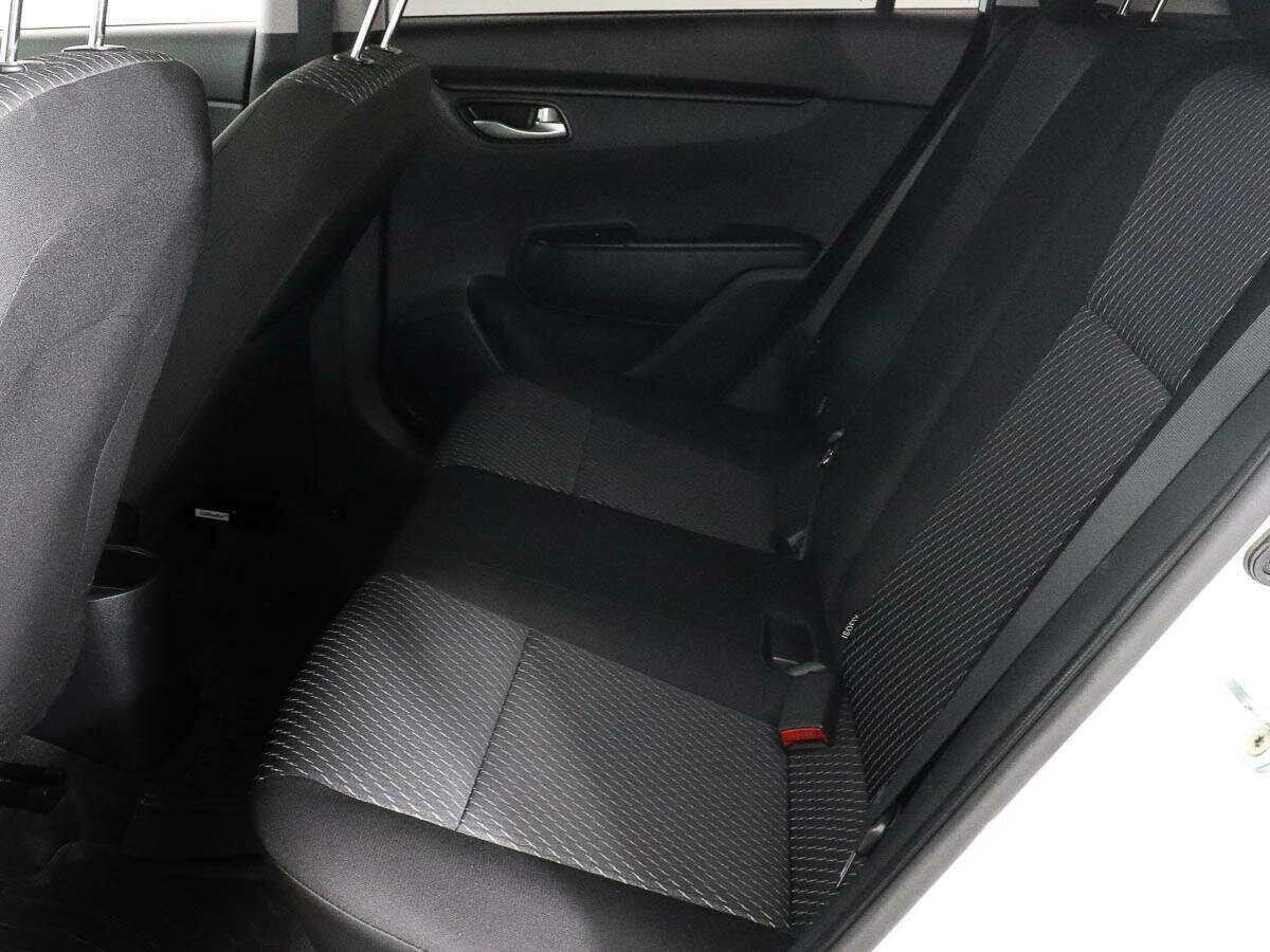 Купить Kia Rio X-Line, 2020, 84 617 км, фото №7