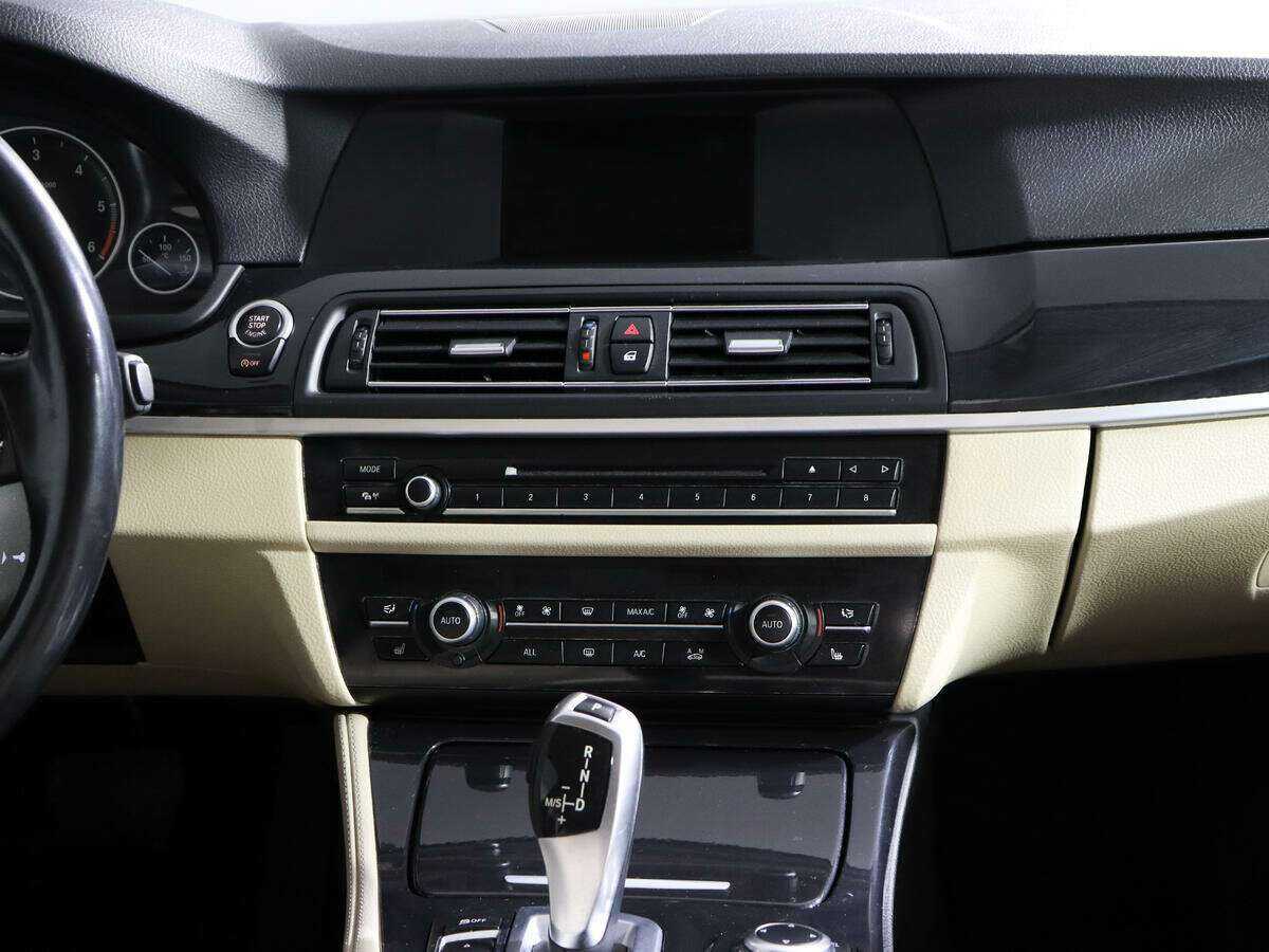 Купить BMW 5 серии 525d xDrive, 2012, 118 777 км, фото №10