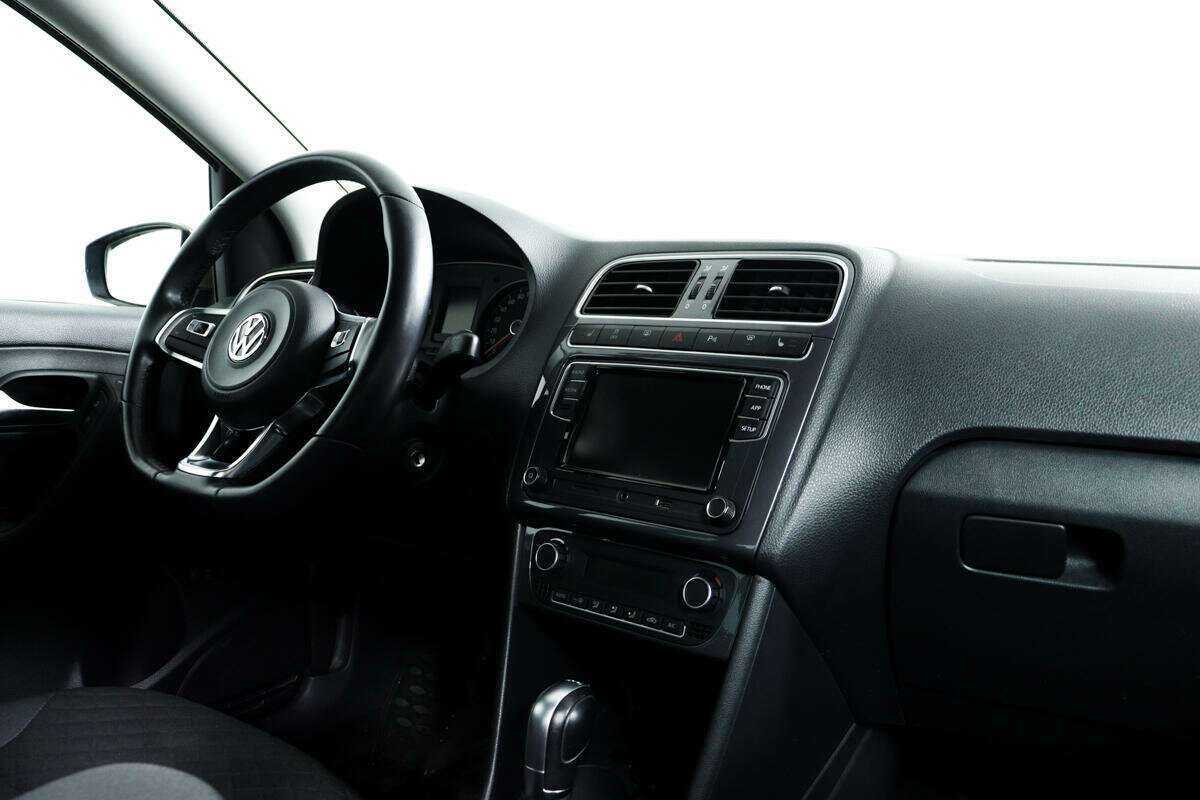 Купить Volkswagen Polo, 2019, 58 520 км, фото №9
