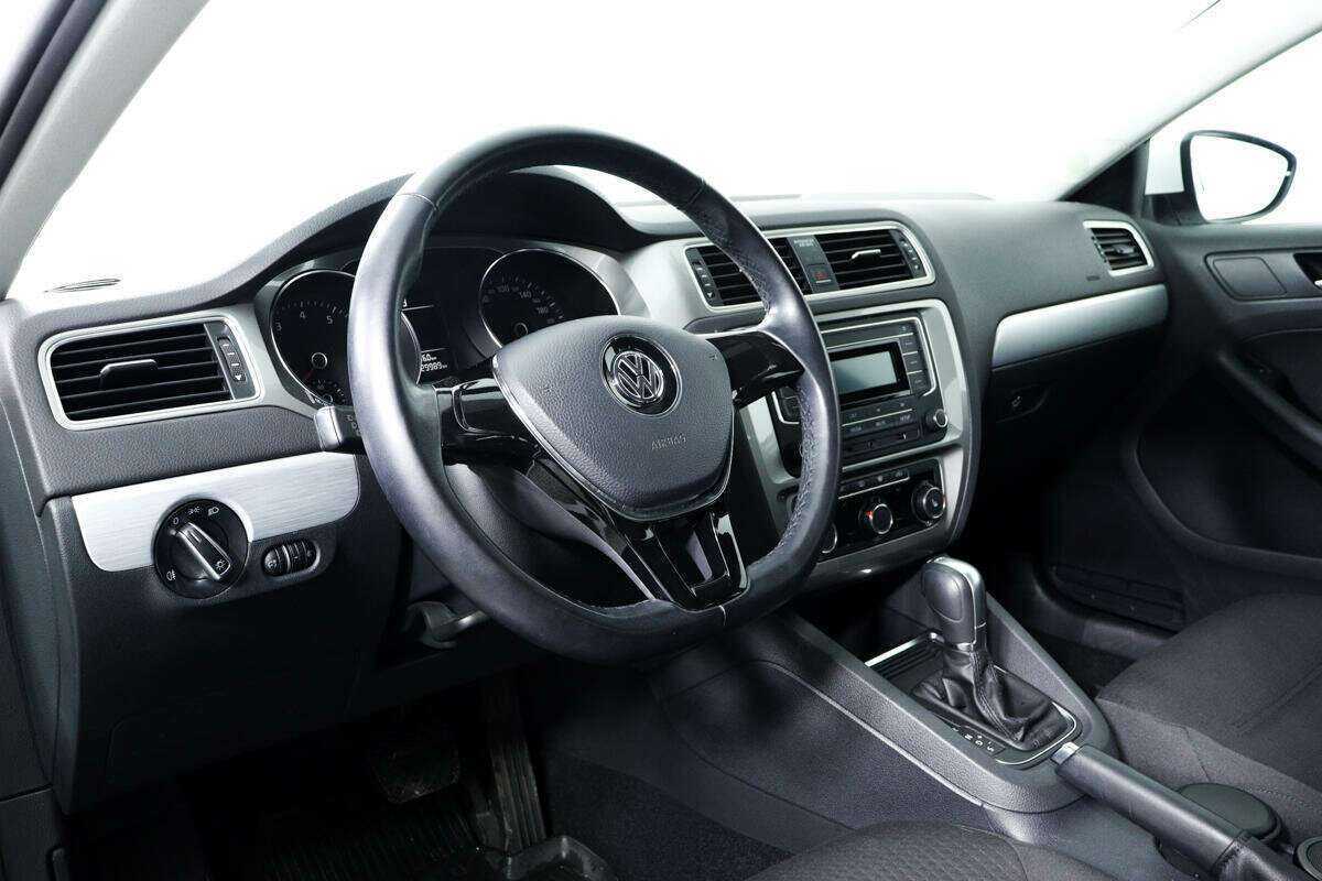 Купить Volkswagen Jetta, 2018, 29 985 км, фото №13