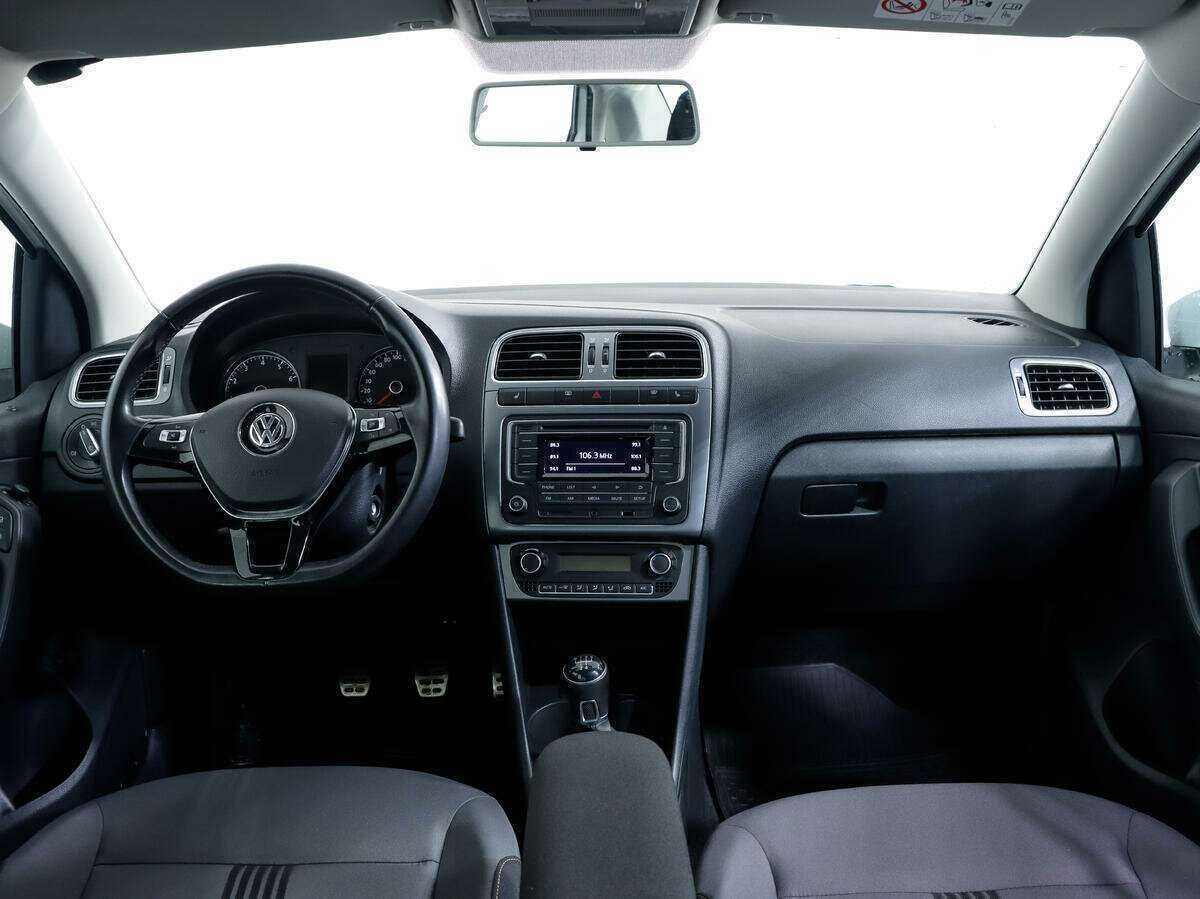 Купить Volkswagen Polo, 2016, 76 520 км, фото №10