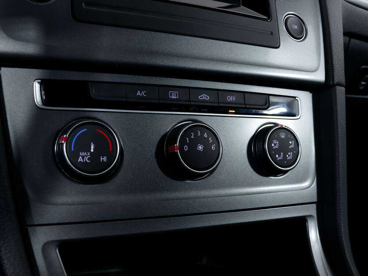 Купить Volkswagen Golf, 2013, 84 324 км, фото №13