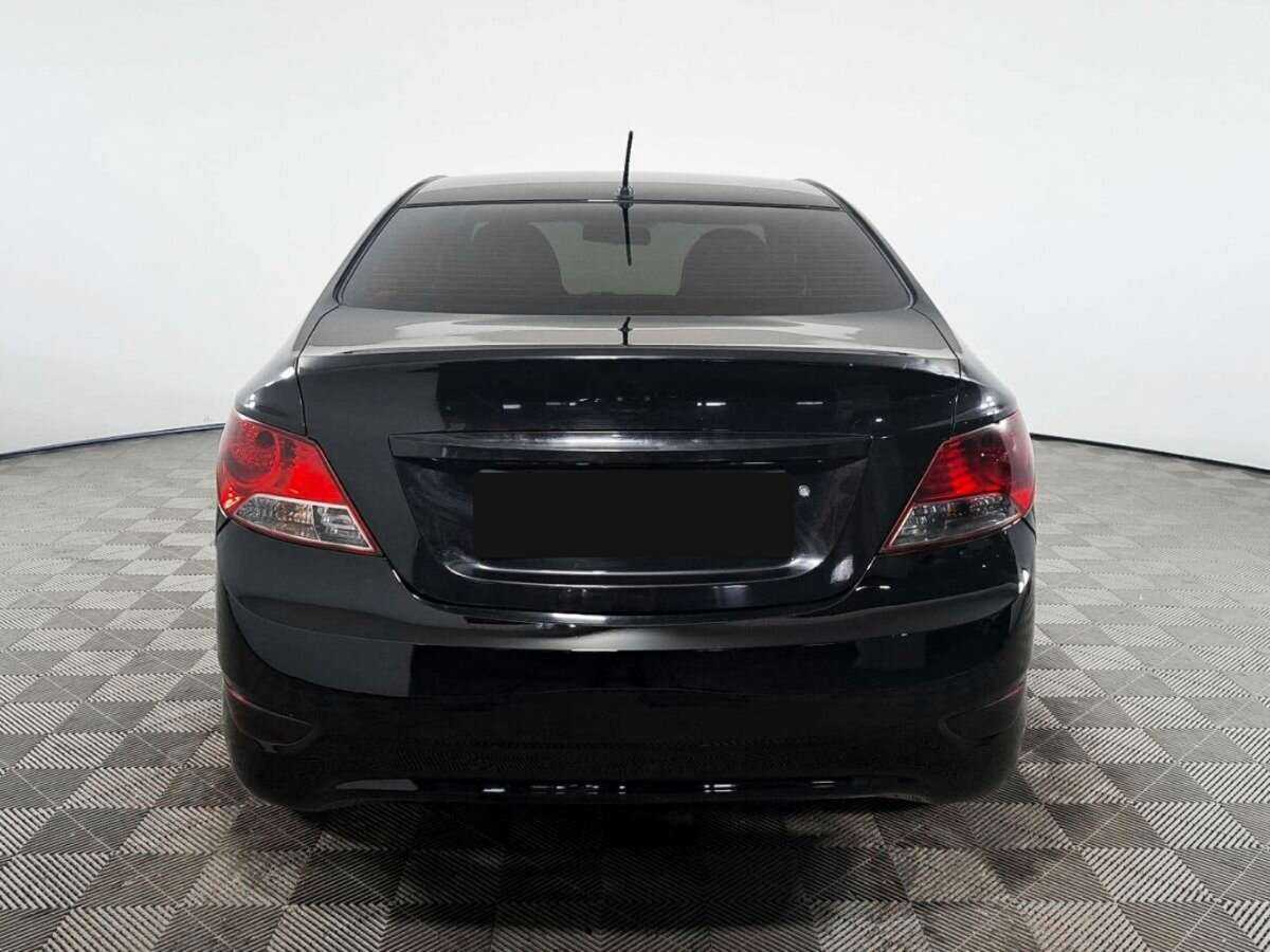 Купить Hyundai Solaris, 2012, 146 000 км, фото №5