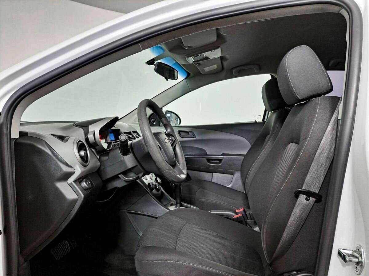 Купить Chevrolet Aveo, 2013, 187 316 км, фото №14