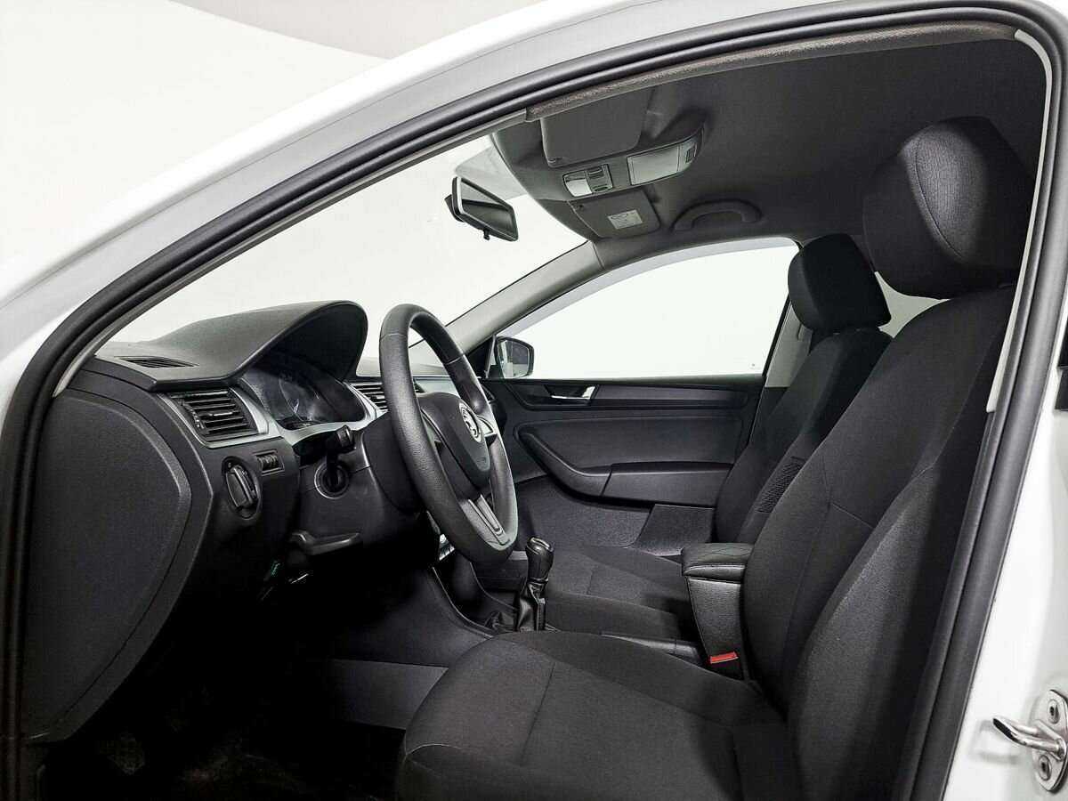 Купить Skoda Rapid, 2019, 133 300 км, фото №12