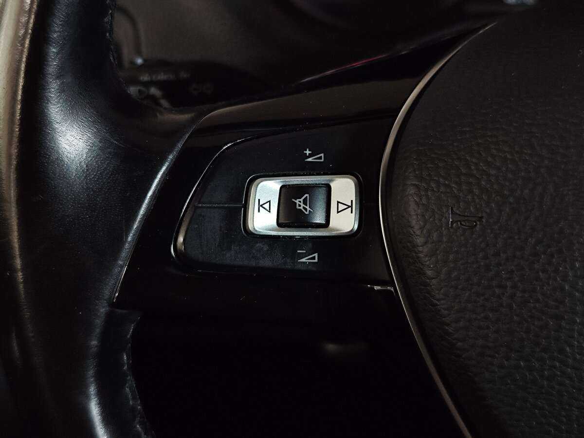 Купить Volkswagen Polo, 2018, 136 300 км, фото №10