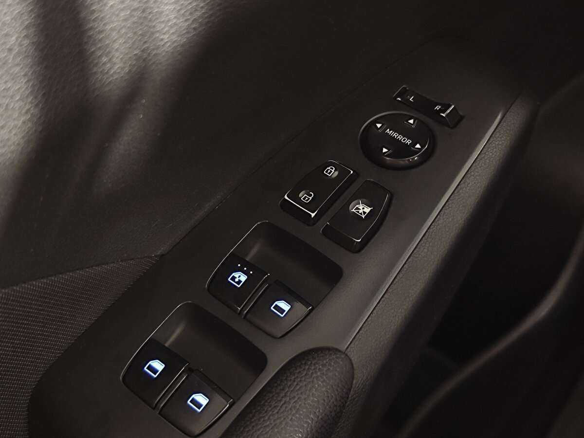 Купить Hyundai Solaris, 2018, 115 000 км, фото №15