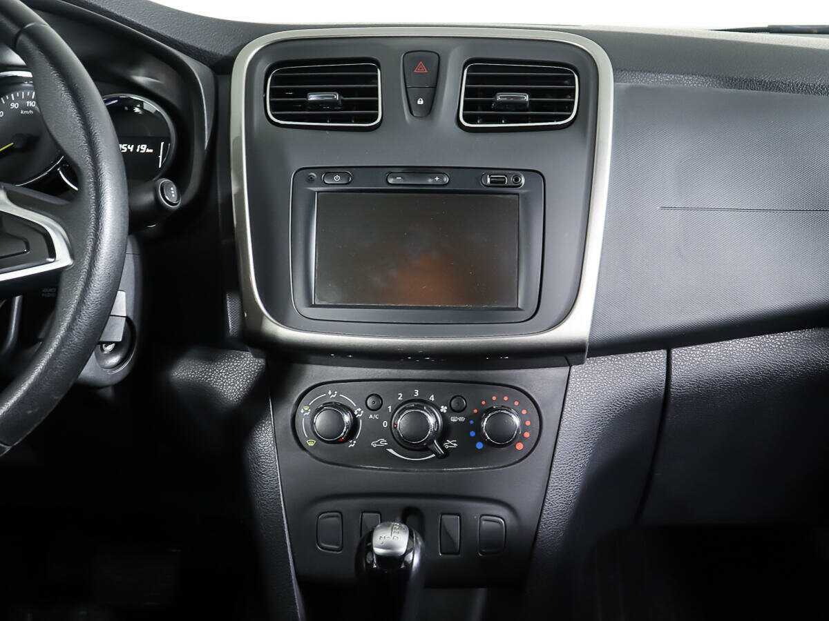 Купить Renault Logan, 2019, 85 419 км, фото №12