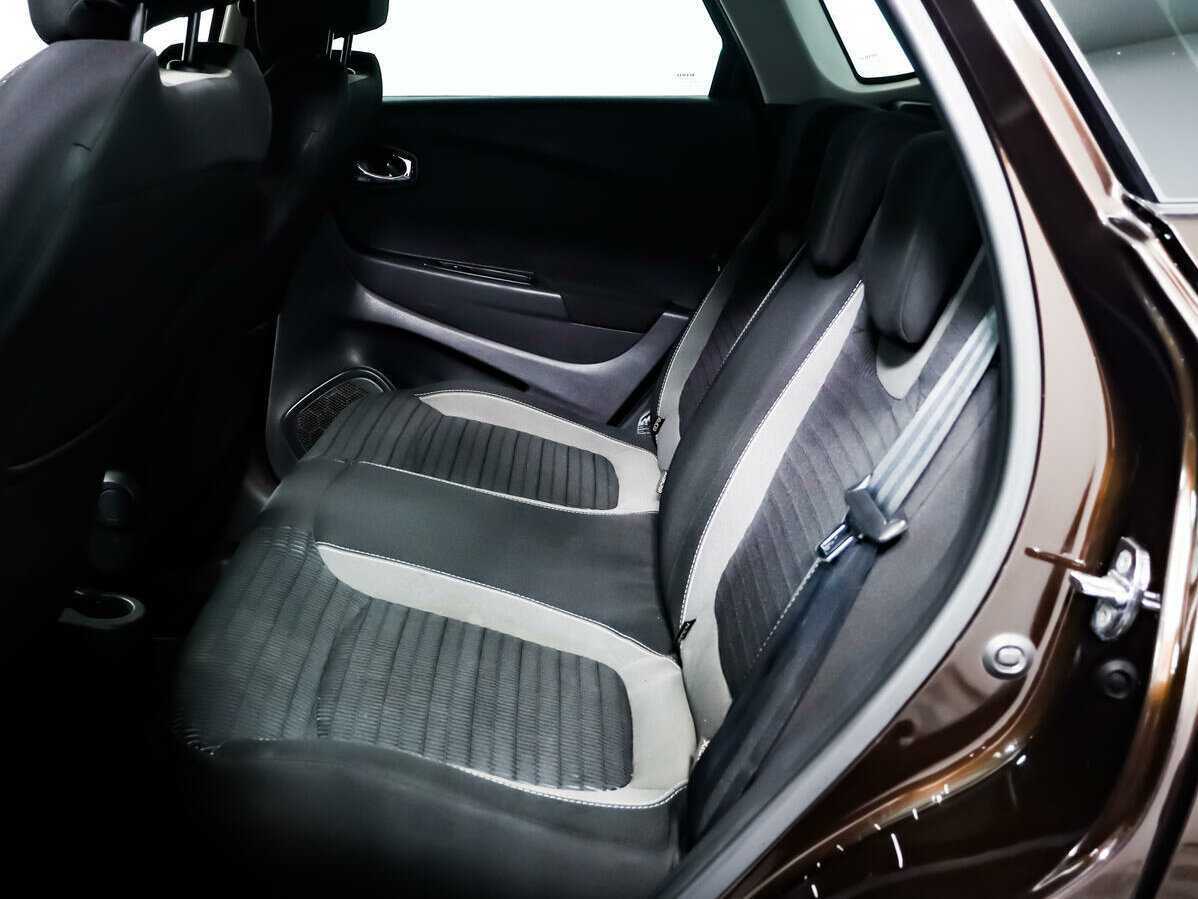 Купить Renault Kaptur, 2017, 121 889 км, фото №12
