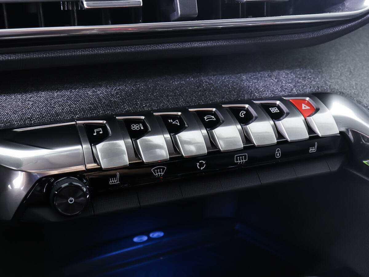 Купить Peugeot 3008, 2017, 87 662 км, фото №19