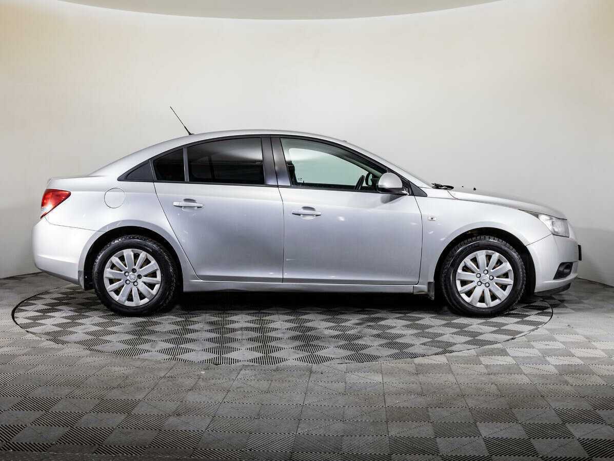 Купить Chevrolet Cruze, 2012, 168 604 км, фото №4