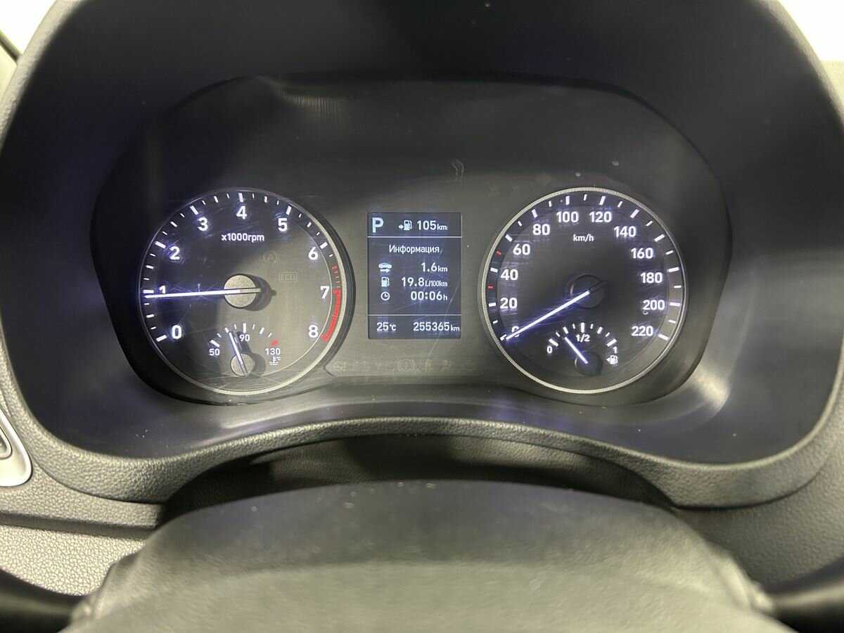 Купить Hyundai Solaris, 2017, 255 365 км, фото №11