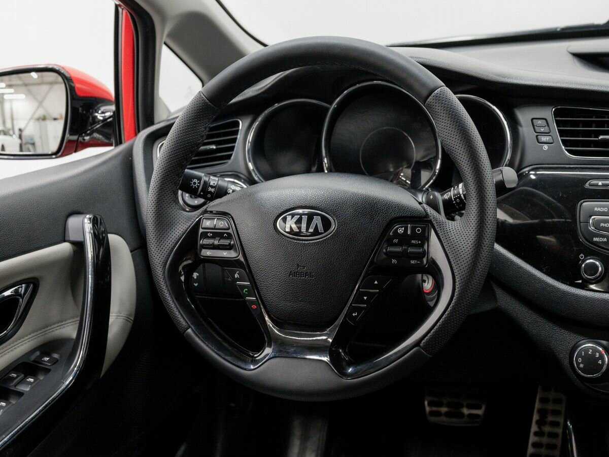 Купить Kia Ceed, 2014, 196 212 км, фото №12