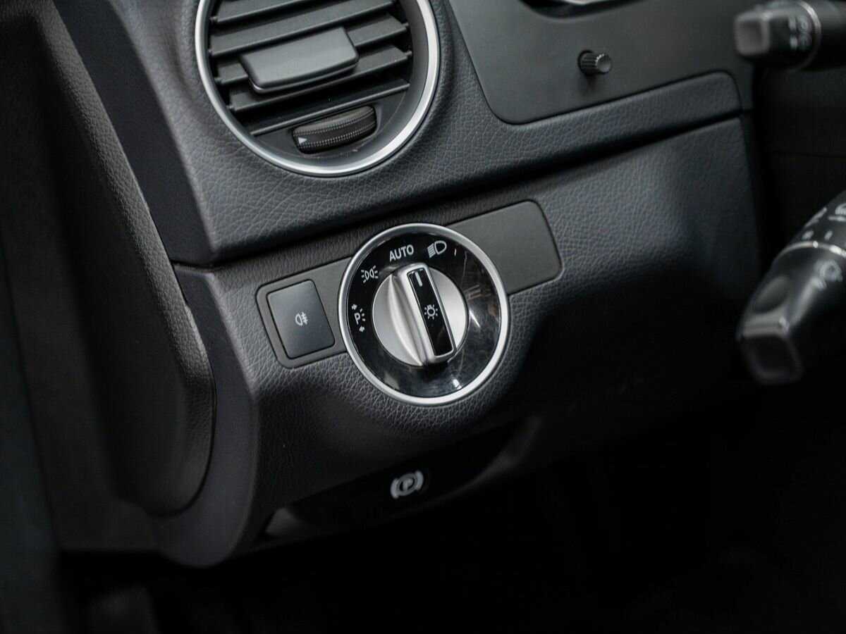 Купить Mercedes-Benz C-Класс 180 BlueEFFICIENCY, 2012, 260 996 км, фото №17