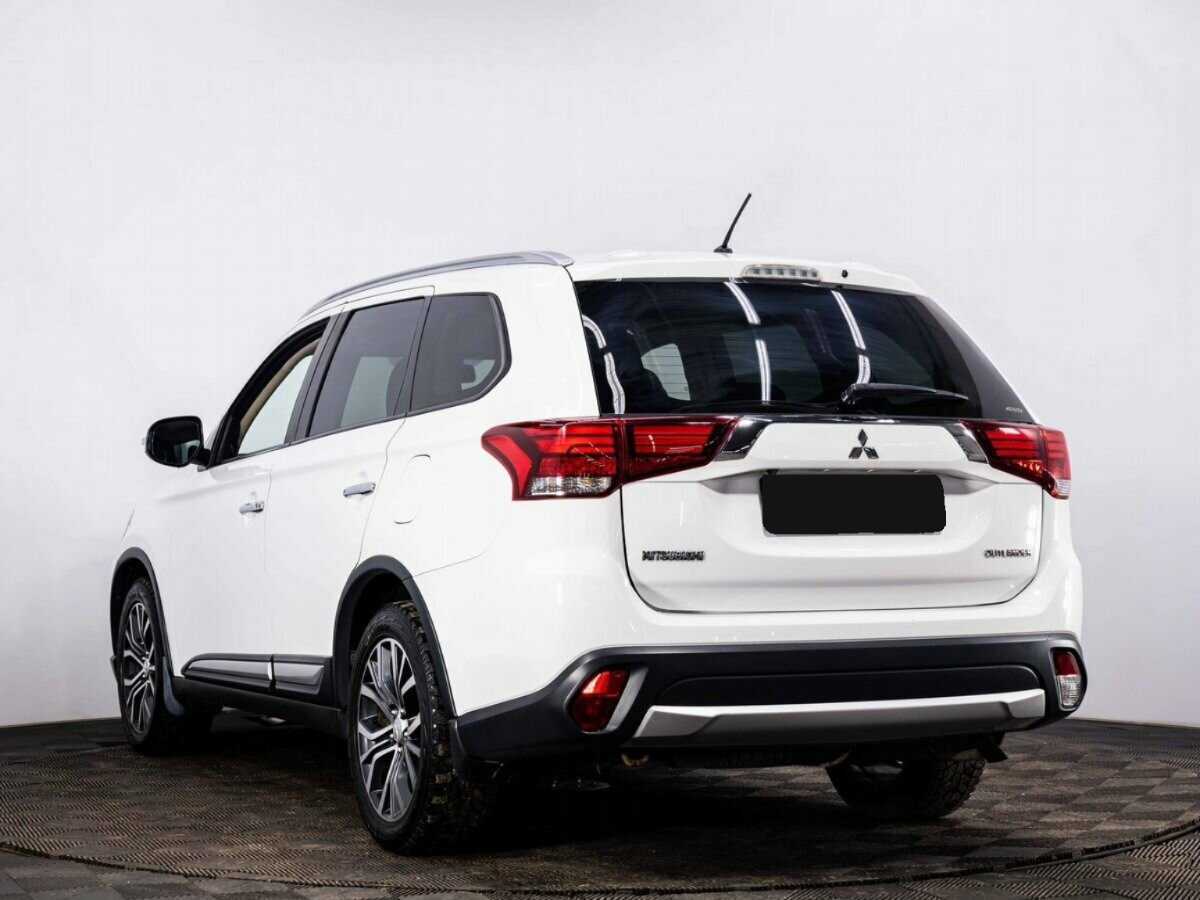 Купить Mitsubishi Outlander, 2016, 176 533 км, фото №4