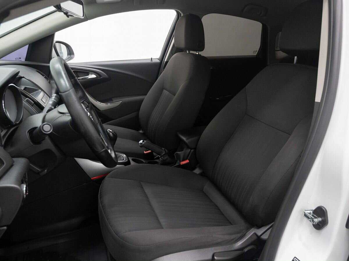 Купить Opel Astra, 2013, 236 636 км, фото №8