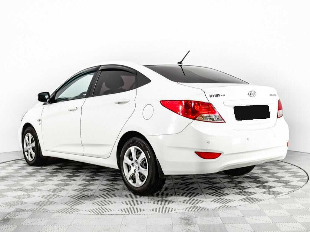 Купить Hyundai Solaris, 2013, 109 906 км, фото №7