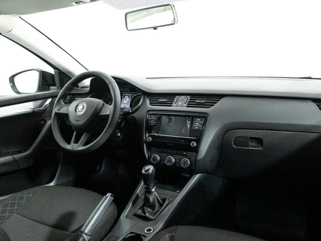 Купить Skoda Octavia, 2018, 76 083 км, фото №9