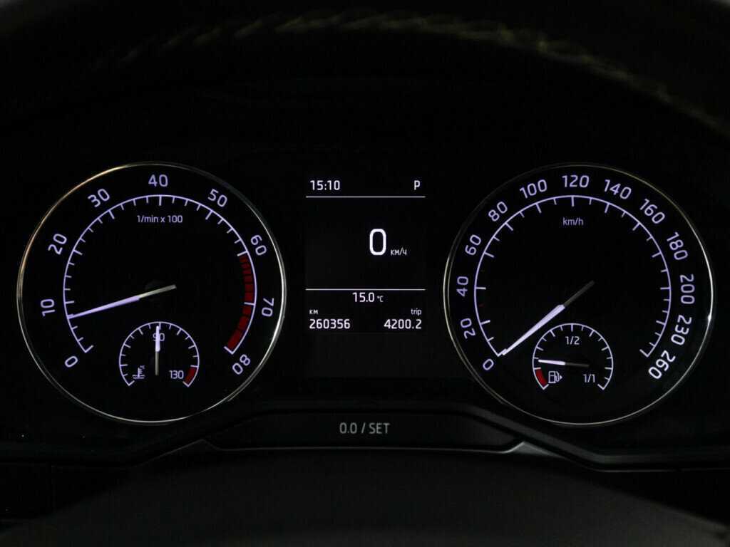 Купить Skoda Superb, 2018, 260 232 км, фото №10