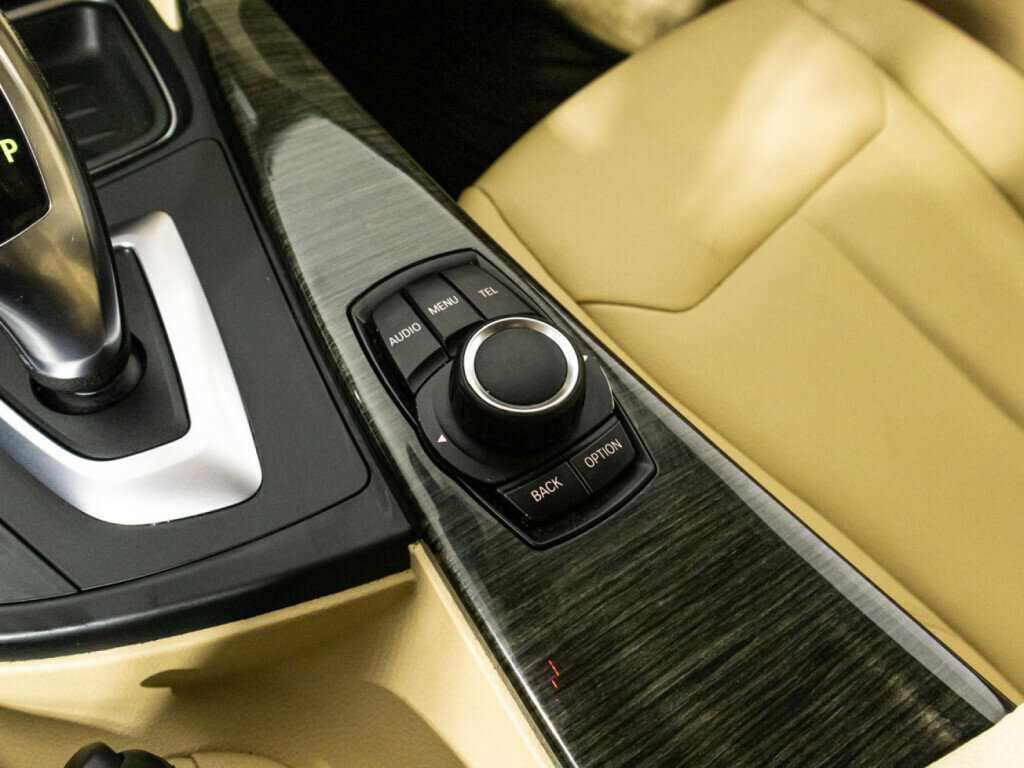 Купить BMW 3 серии 320d, 2012, 208 810 км, фото №17