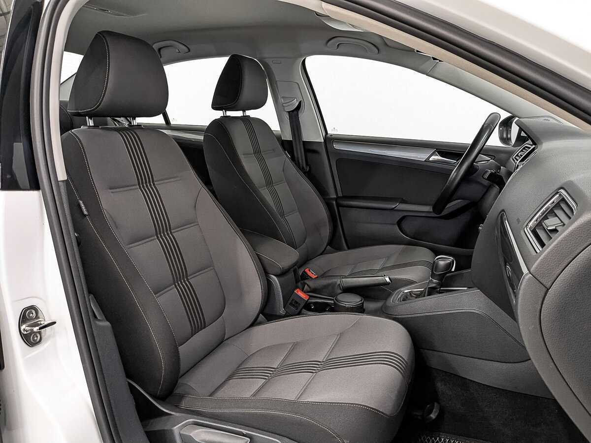Купить Volkswagen Jetta, 2016, 51 400 км, фото №24
