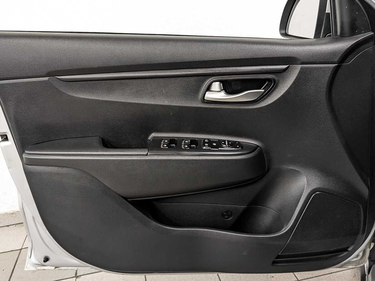 Купить Kia Rio X-Line, 2020, 160 656 км, фото №19
