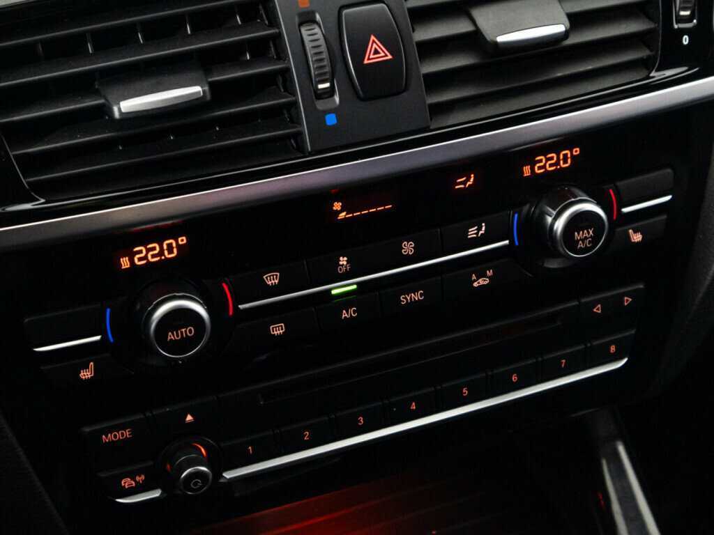 Купить BMW X4 20d, 2015, 117 370 км, фото №17