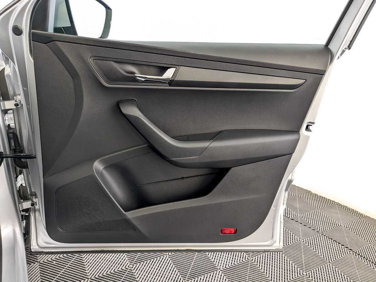 Купить Skoda Karoq, 2021, 96 747 км, фото №24