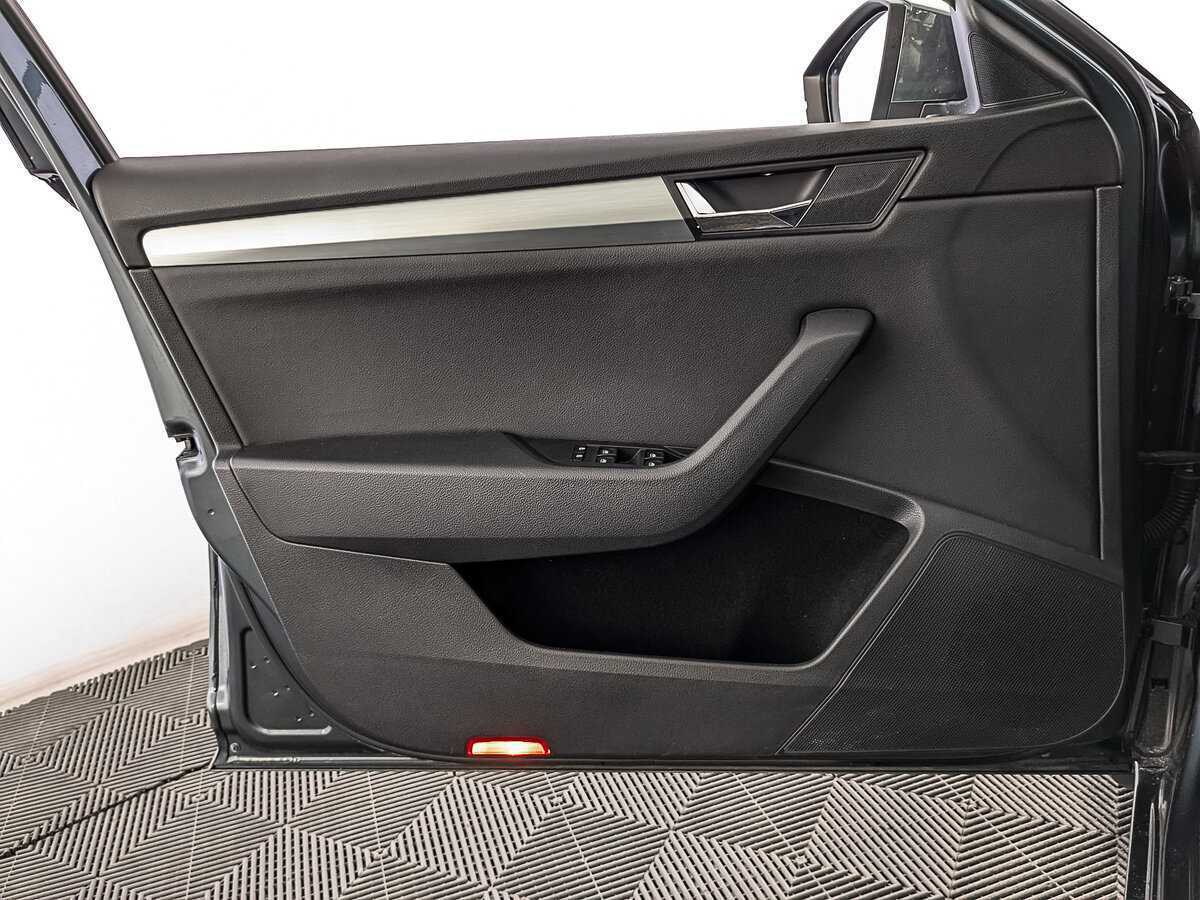 Купить Skoda Superb, 2018, 68 947 км, фото №18