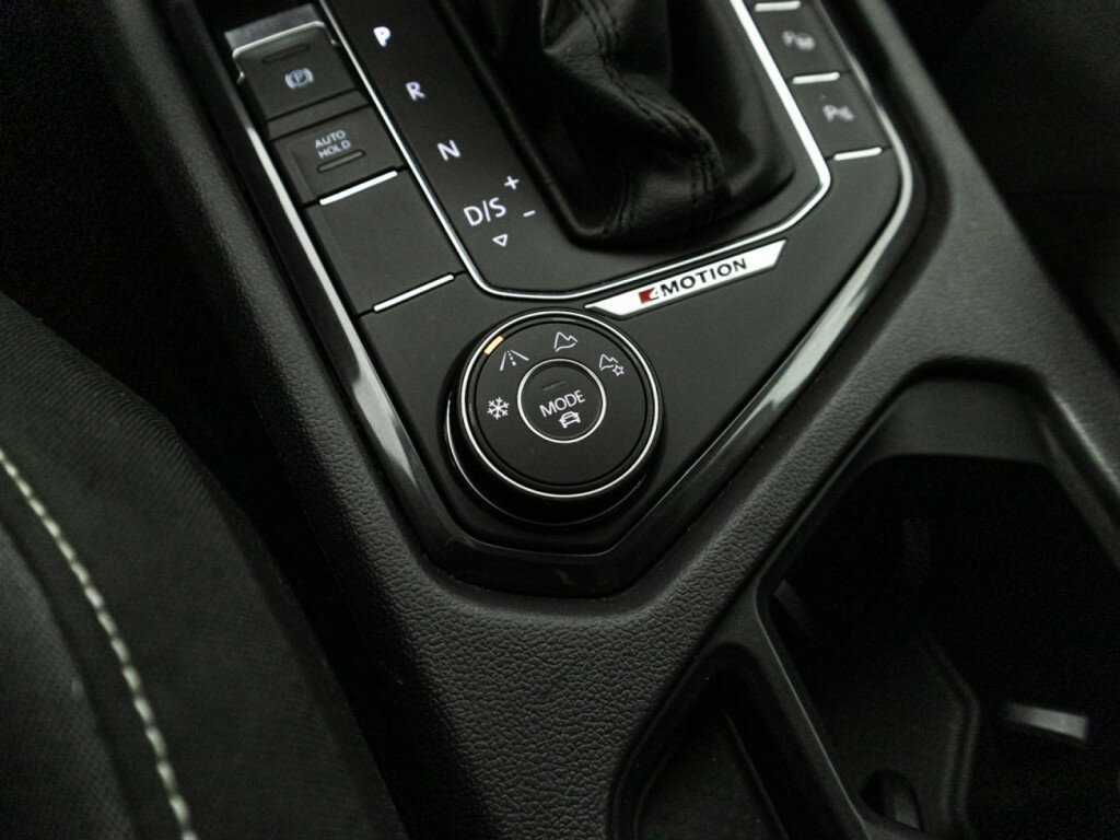 Купить Volkswagen Tiguan, 2018, 166 443 км, фото №19
