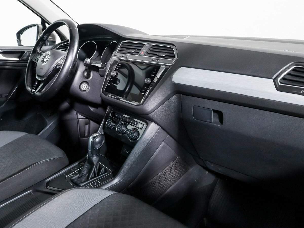 Купить Volkswagen Tiguan, 2017, 144 934 км, фото №6