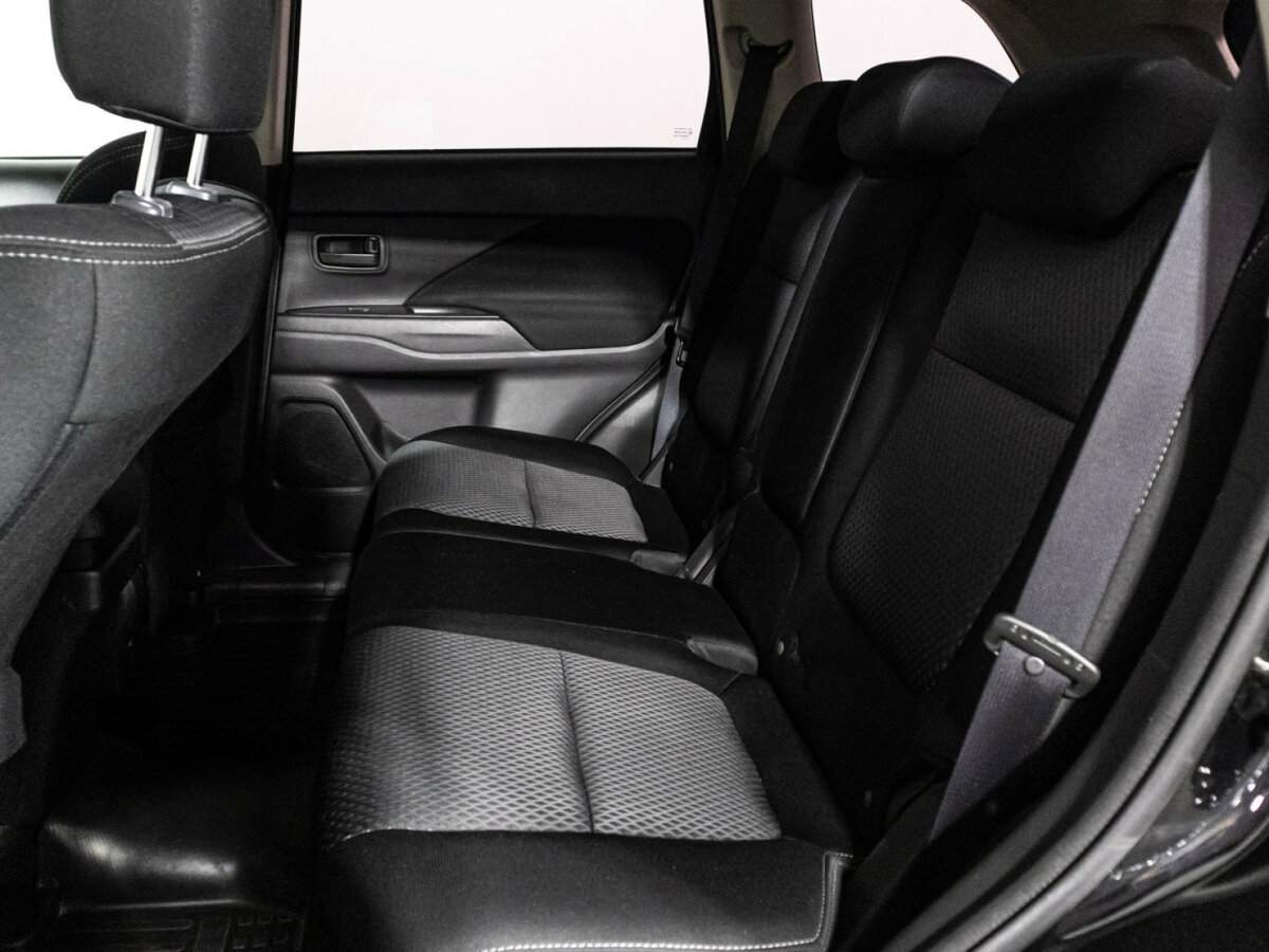 Купить Mitsubishi Outlander, 2017, 134 990 км, фото №10