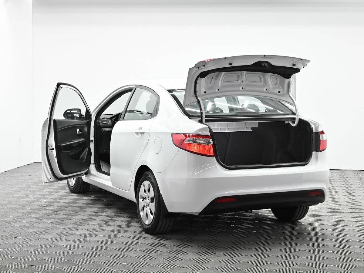 Купить Kia Rio, 2013, 111 000 км, фото №5