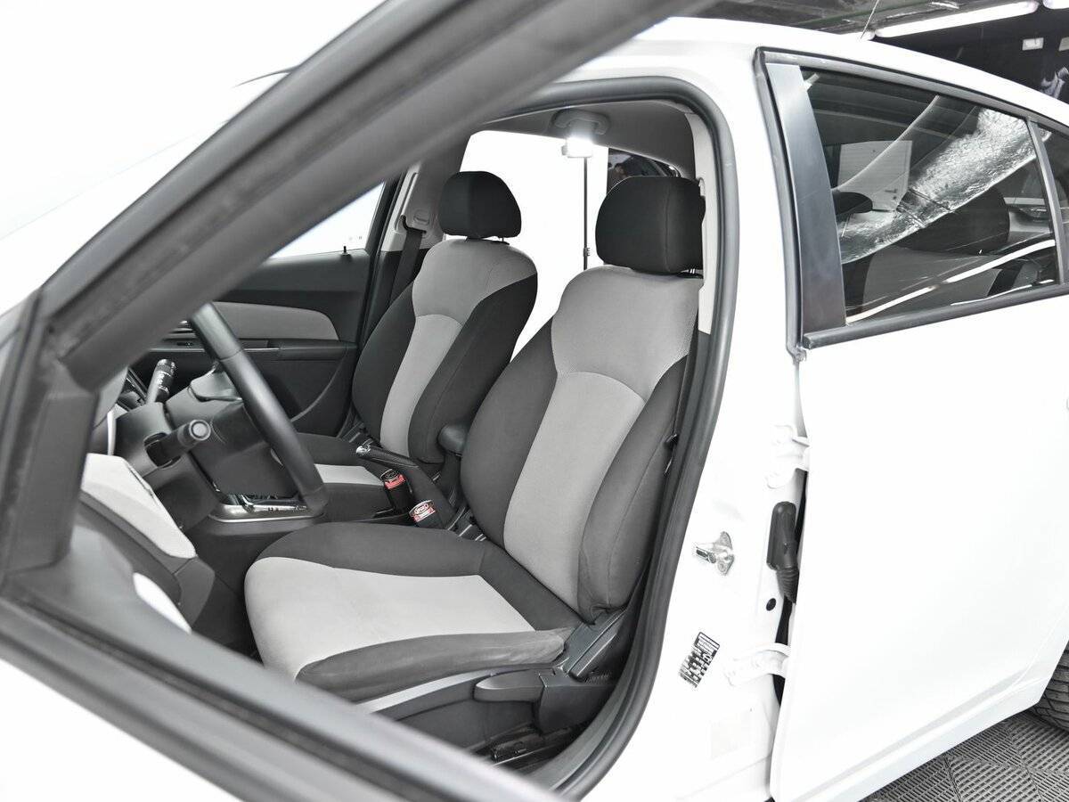 Купить Chevrolet Cruze, 2013, 165 000 км, фото №6