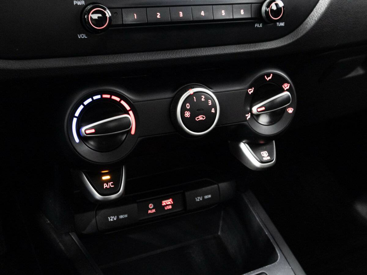 Купить Kia Rio, 2019, 81 706 км, фото №15