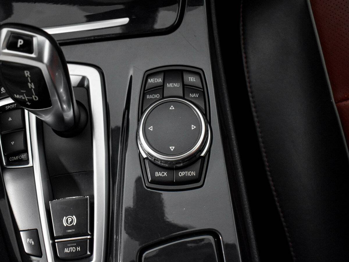 Купить BMW 5 серии 520d, 2013, 288 833 км, фото №10