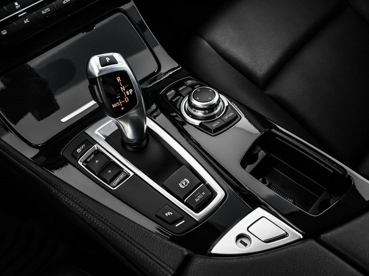 Купить BMW 5 серии 520d, 2016, 99 006 км, фото №15