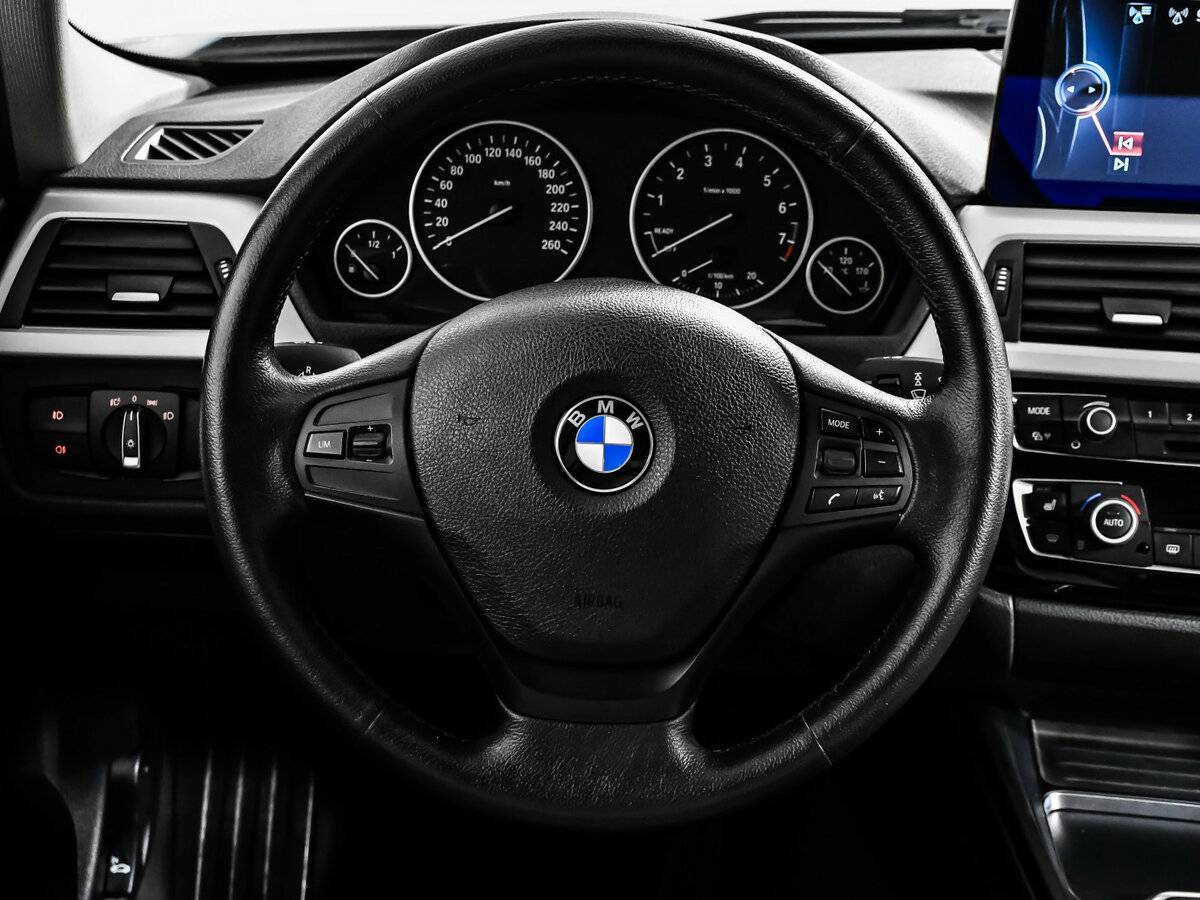 Купить BMW 3 серии 318i, 2015, 105 980 км, фото №12