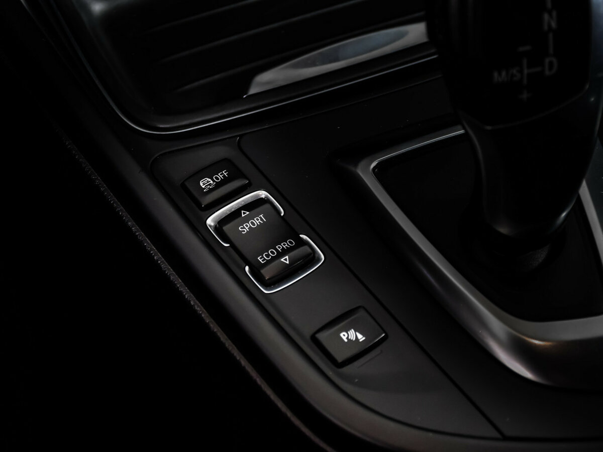 Купить BMW 3 серии Gran Turismo 320i xDrive VI (F3x), 2015, 111 377 км, фото №17